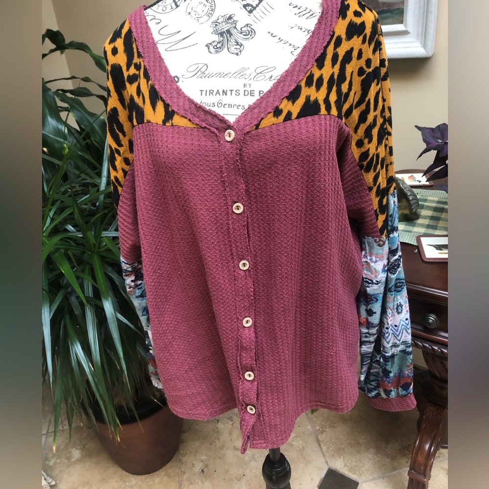 Fun mixed media kimono. Size XL.